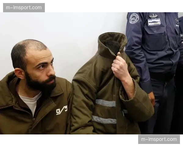 法国警方通报:已逮捕上个月在马赛主场外制造冲突的极端球迷组织头目 法国警方通报:已逮捕上个月在马赛主场外制造冲突的极端球迷组织头目